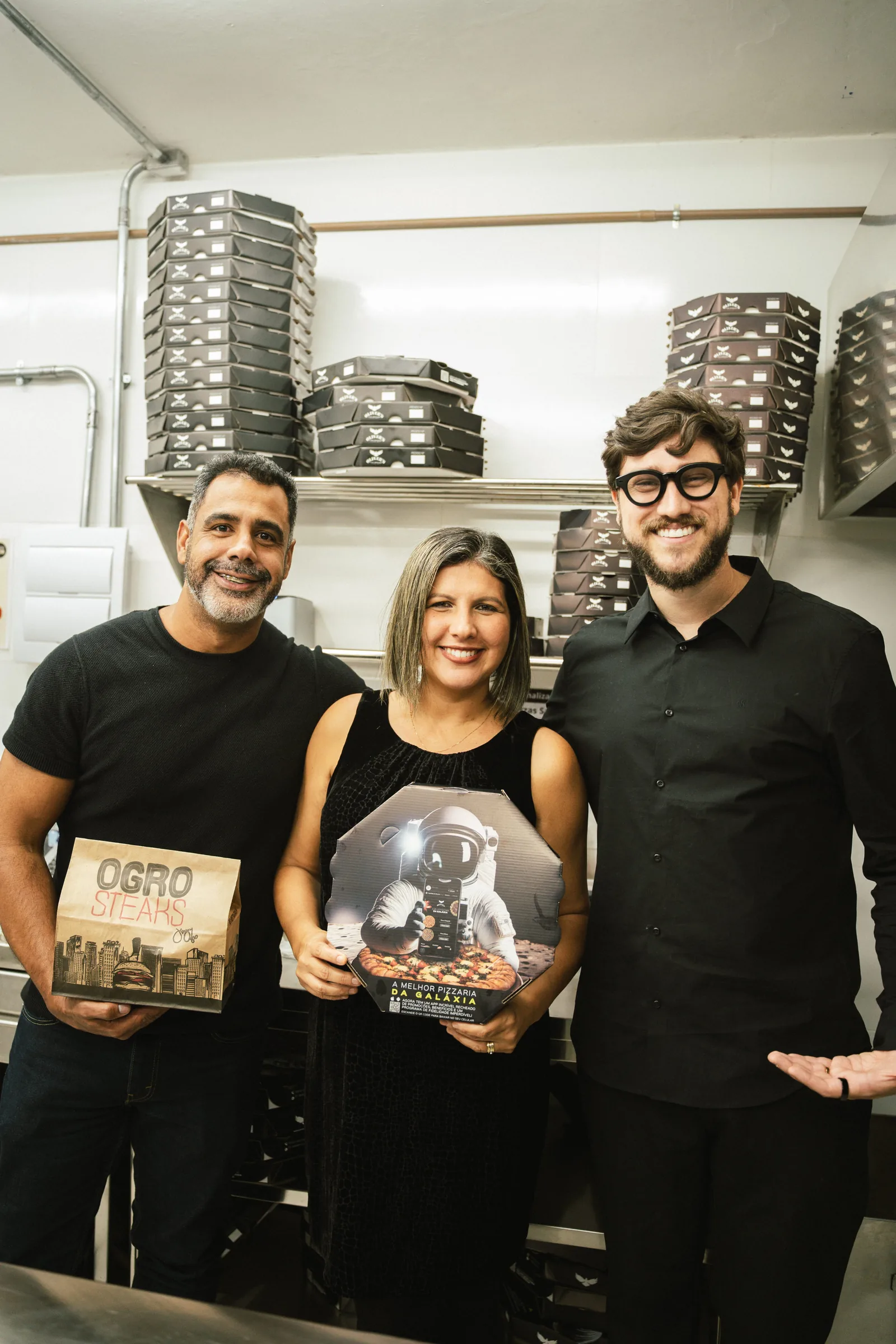 Equipe Øliver's na operação de uma unidade